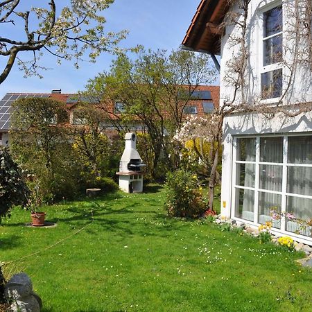 Ferienwohnung F. Keller クレスブロン・アム・ボーデンゼー エクステリア 写真